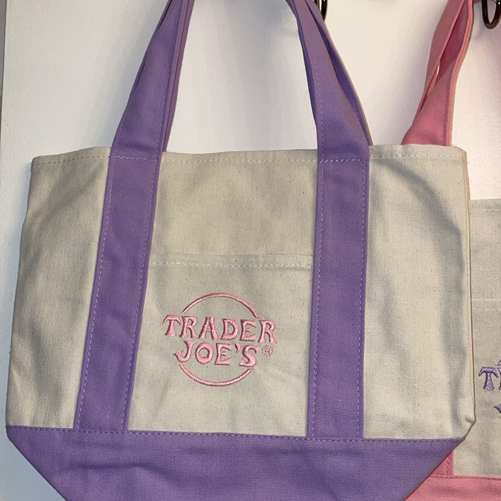 24HR DROP ⬇️ Set of Pastel Trader Joe’s mini tote bags - Picture 3 of 3